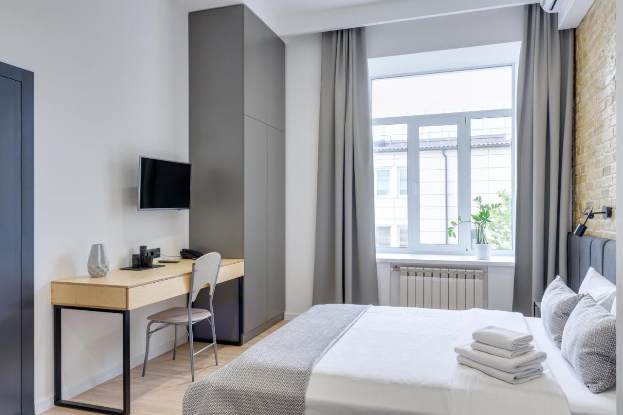 Centrooms Kropivnizkogo Mini-Hotel 基輔 外观 照片